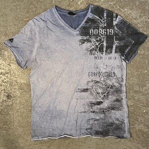 Rüfen light blue Y2K vneck tshirt